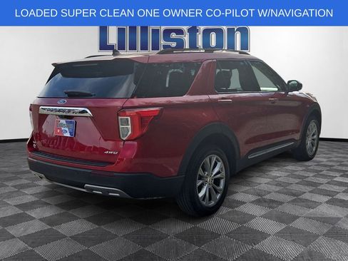 Used 2022 Ford Explorer XLT w/ Equipment Group 202A AWD/4WD image 4