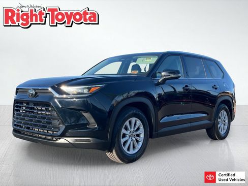 Certified 2025 Toyota Grand Highlander FWD image 1