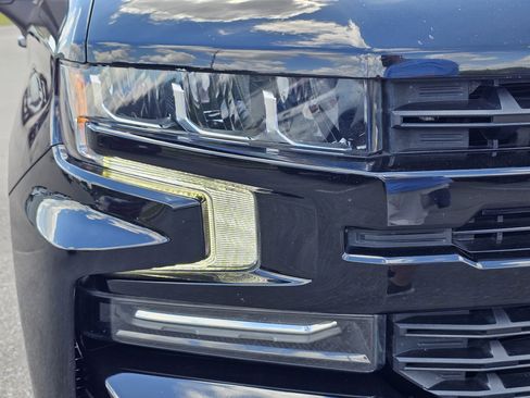 Used 2021 Chevrolet Silverado 1500 LT Trail Boss w/ Convenience Package II AWD/4WD image 4