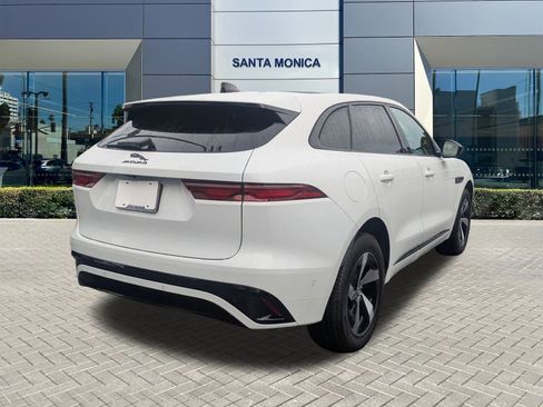 Used 2024 Jaguar F-PACE R-Dynamic S image 6