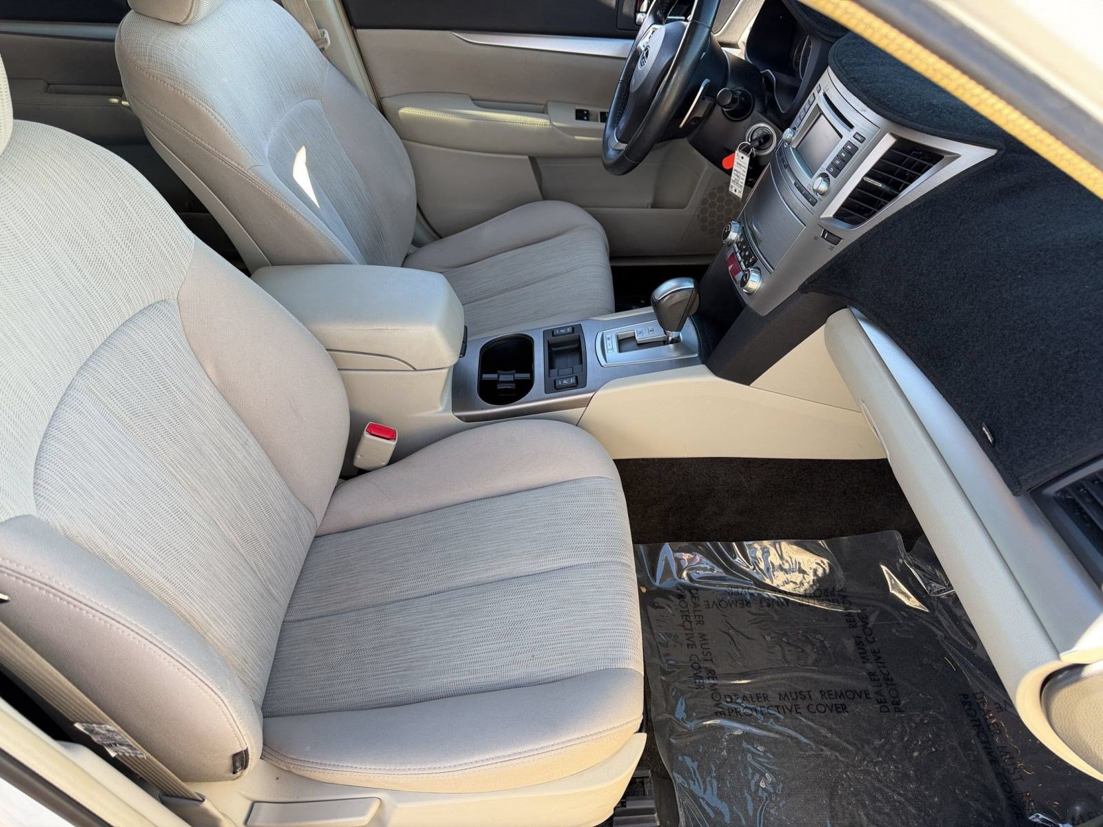 Used 2014 Subaru Outback 2.5i Premium AWD/4WD image 18