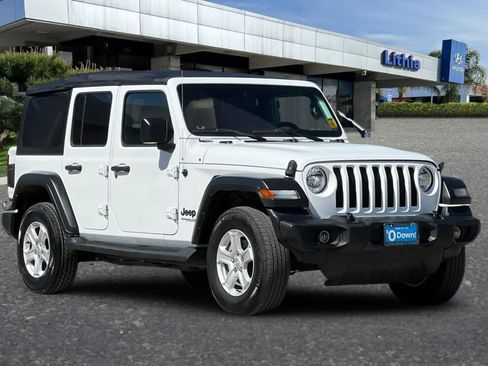 Used 2022 Jeep Wrangler Unlimited Sport AWD/4WD image 10