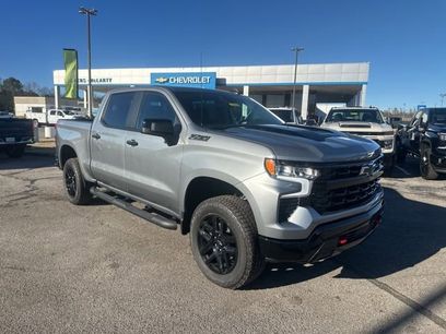New 2026 Chevrolet Silverado 1500 LT Trail Boss w/ LPO, Dark Essentials Package