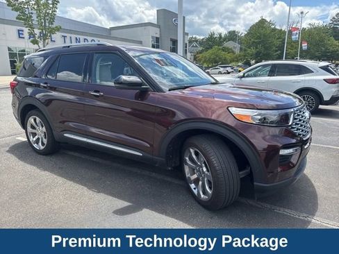 Used 2020 Ford Explorer Platinum w/ Premium Technology Package AWD/4WD image 4