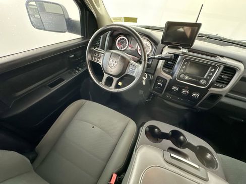 Used 2016 RAM 3500 Tradesman w/ Chrome Appearance Group AWD/4WD image 9