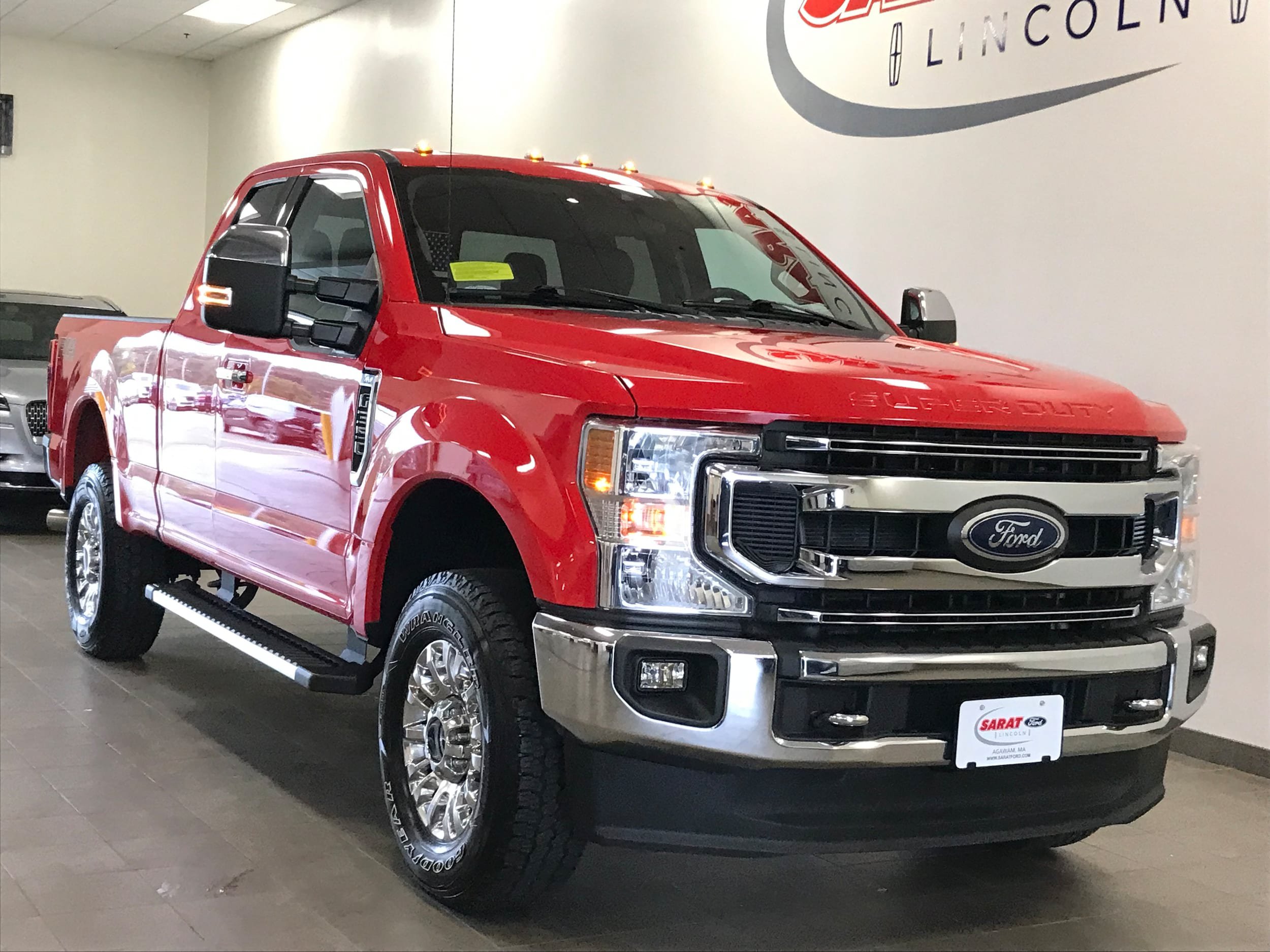 Certified 2020 Ford F350 XLT w/ XLT Premium Package AWD/4WD image 2