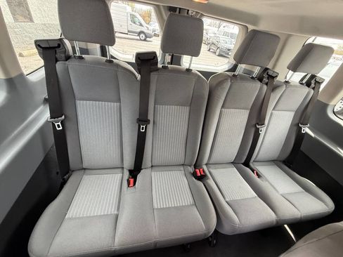 Used 2019 Ford Transit 350 XLT image 32