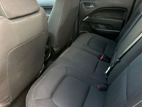 Used 2018 Chevrolet Colorado LT image 12