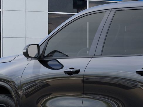 New 2026 Chevrolet Traverse RS image 12