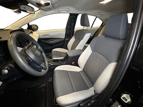 Used 2024 Toyota Corolla LE w/ LE Convenience Package image 9