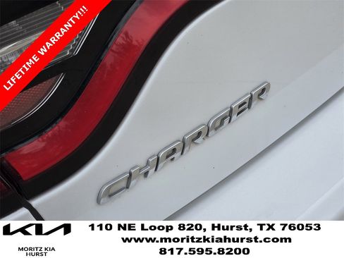 Used 2022 Dodge Charger SXT image 17