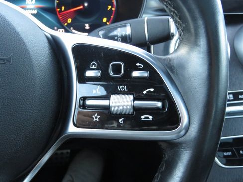 Used 2021 Mercedes-Benz C 300 4MATIC Sedan image 24