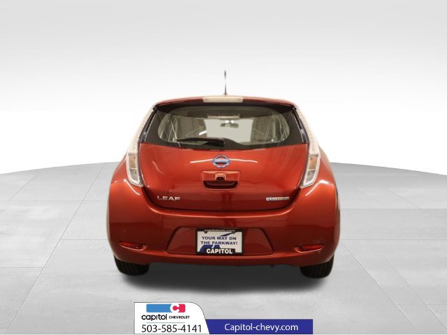 Used 2011 Nissan Leaf FWD image 3