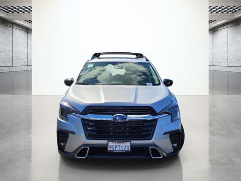 Used 2025 Subaru Ascent Touring image 4