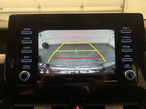 Used 2022 Toyota Camry SE w/ Convenience Package image 9