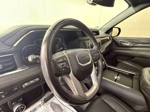 Used 2021 GMC Yukon XL Denali AWD/4WD image 19