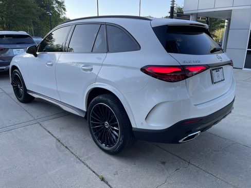 Certified 2025 Mercedes-Benz GLC 300 image 15