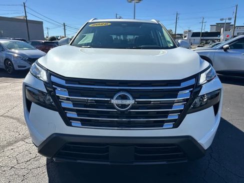 Used 2026 Nissan Rogue SV w/ SV Premium Package image 8