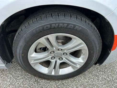 Used 2023 Dodge Charger SXT image 33