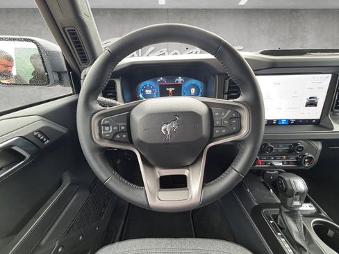 Used 2025 Ford Bronco Big Bend image 21