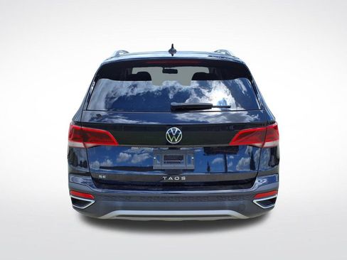 Used 2022 Volkswagen Taos SE FWD image 7