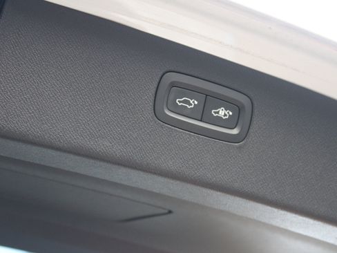 Used 2021 Volvo XC90 T8 Inscription w/ Advanced Package image 56