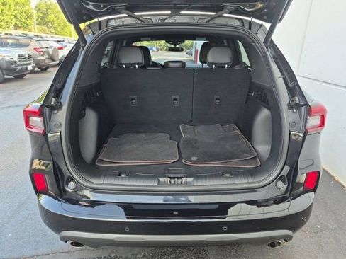 Used 2023 Ford Escape ST-Line w/ Tech Pack #1 AWD/4WD image 17