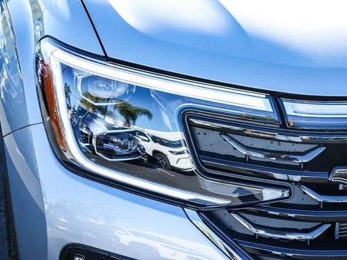 New 2026 Volkswagen Atlas SEL Premium R-Line image 17