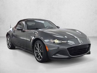 Used 2018 MAZDA MX-5 Miata Grand Touring RWD video 3