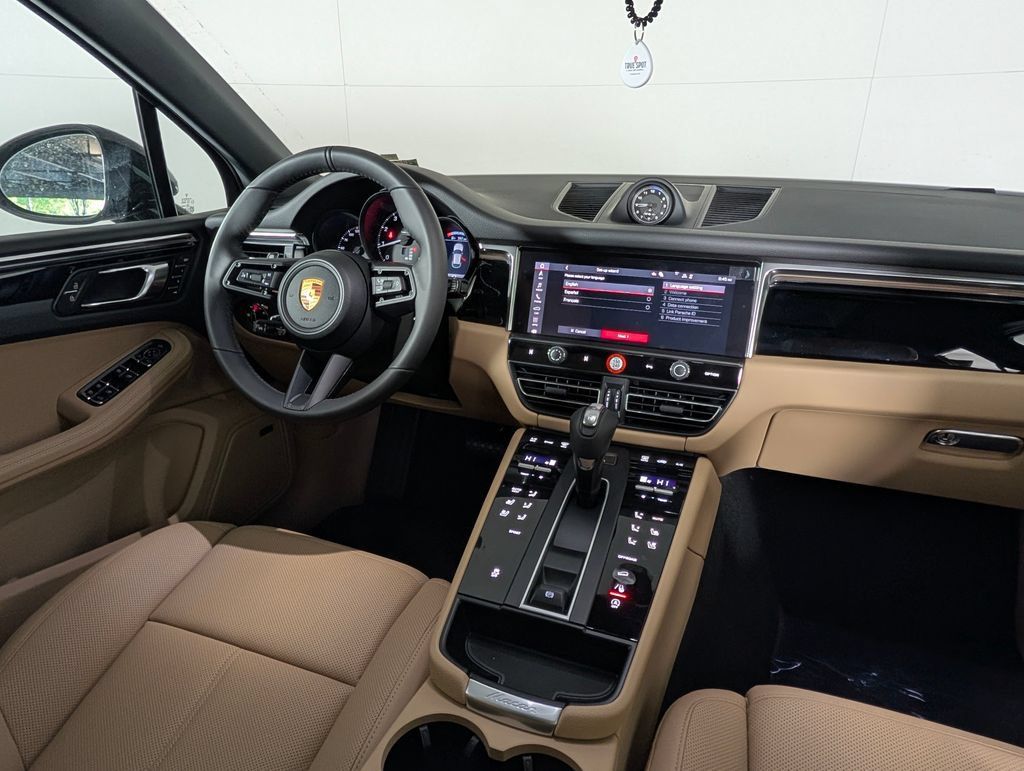 New 2026 Porsche Macan AWD/4WD image 22