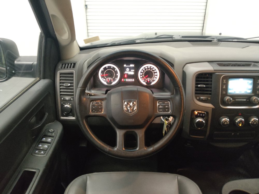 Used 2017 RAM 1500 Tradesman RWD image 22