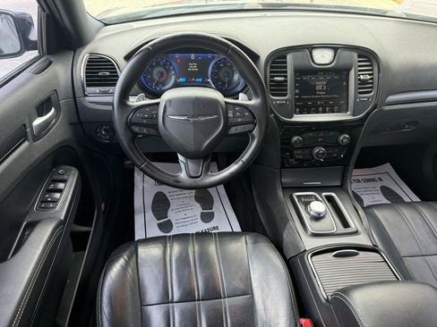 Used 2016 Chrysler 300 S RWD image 35