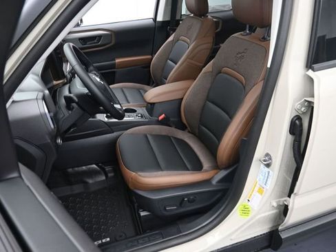 New 2025 Ford Bronco Sport Outer Banks w/ Sasquatch Outer Banks Package image 12