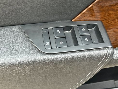 Used 2011 Saab 9-5 Turbo4 Premium FWD image 12