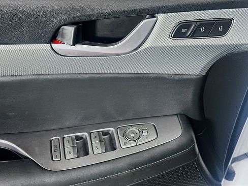 Used 2023 Hyundai Palisade SEL w/ Premium Package image 15