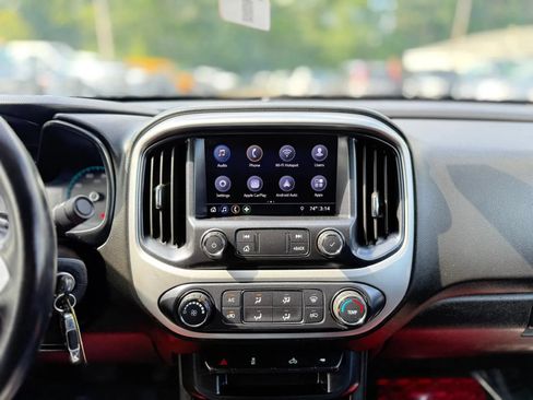 Used 2019 Chevrolet Colorado LT AWD/4WD image 20