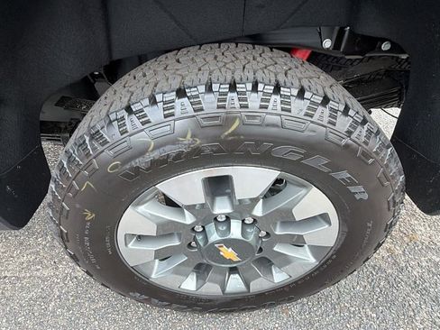 New 2026 Chevrolet Silverado 2500 LT w/ All Star Edition AWD/4WD image 12