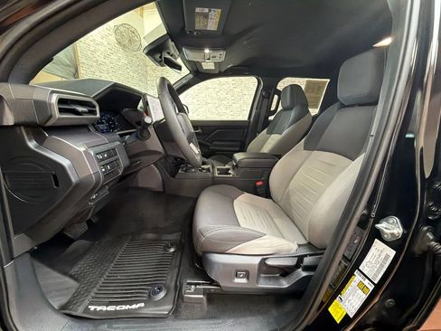 Used 2026 Toyota Tacoma TRD Off-Road AWD/4WD image 23
