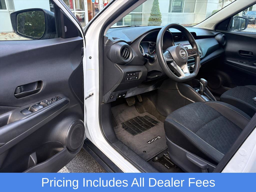 Used 2022 Nissan Kicks S w/ Interior Electronics Package FWD image 15