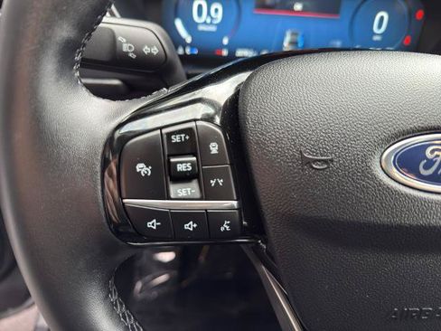 Used 2025 Ford Escape Platinum AWD/4WD image 20