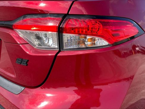 Used 2024 Toyota Corolla SE FWD image 30