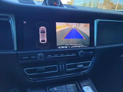 Used 2021 Porsche Macan GTS image 25