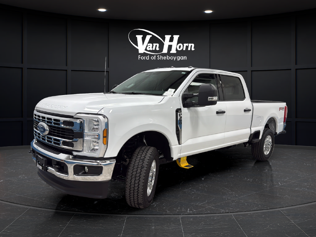 Used 2026 Ford F350 XLT w/ FX4 Off-Road Package AWD/4WD image 3