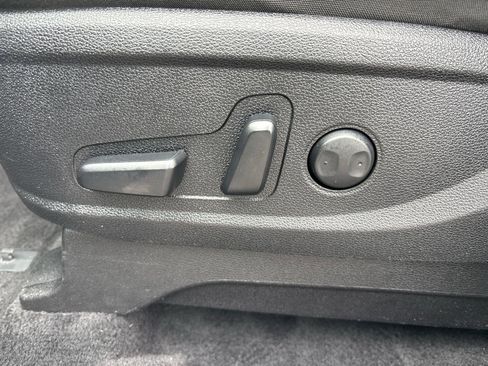 Used 2025 Kia Telluride S image 11