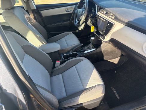 Used 2017 Toyota Corolla L image 24