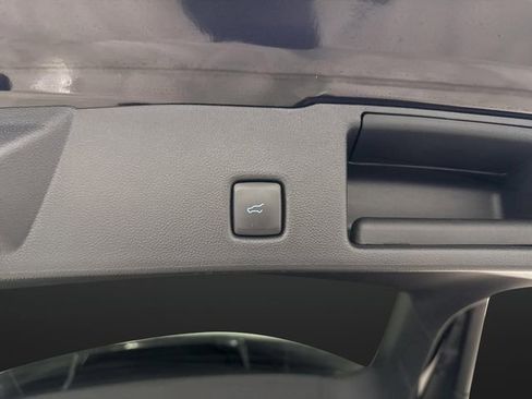 Used 2023 Ford Escape SE w/ PHEV Premium Package image 17