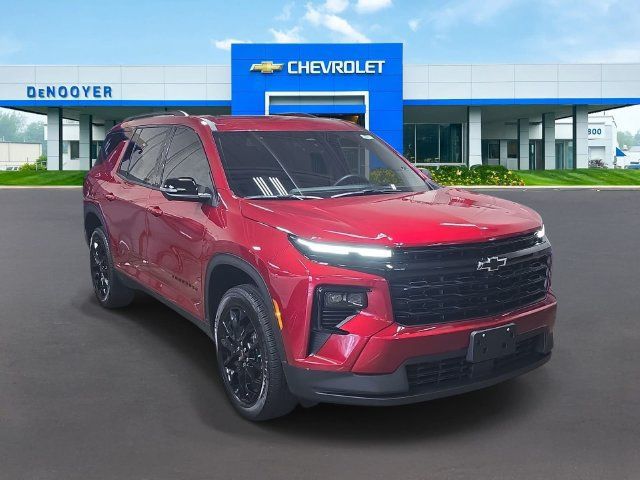 New 2026 Chevrolet Traverse LT w/ Midnight/Sport Edition FWD image 5