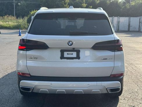 Used 2024 BMW X5 xDrive40i w/ Premium Package AWD/4WD image 6