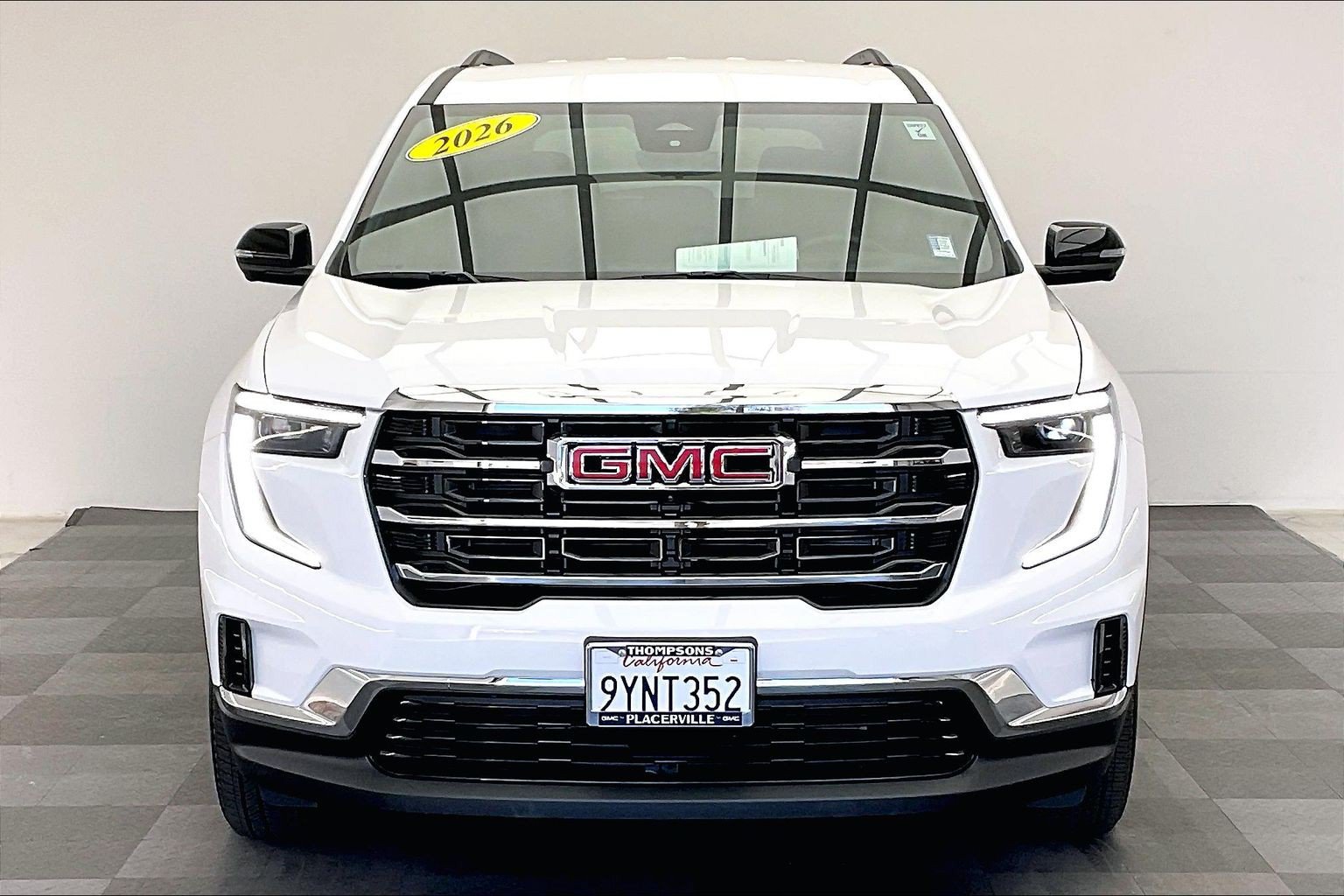 Used 2026 GMC Acadia Elevation w/ LPO, Floor Liner Package AWD/4WD image 2