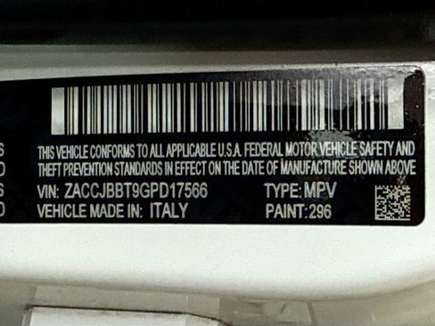 Used 2016 Jeep Renegade 75th Anniversary image 31